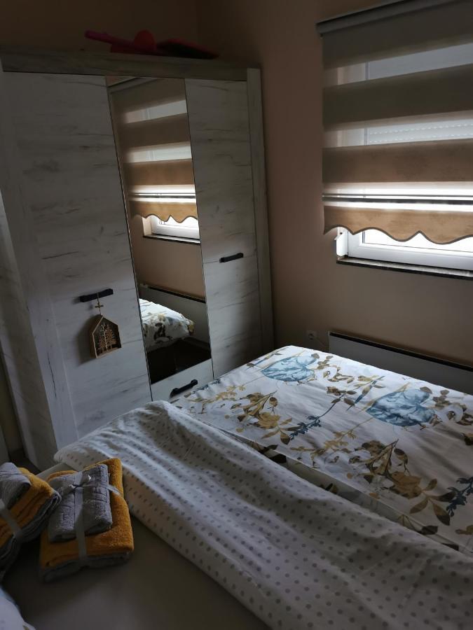 Lux Lena * Belgrade